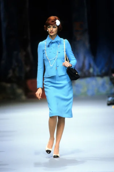 Look 1